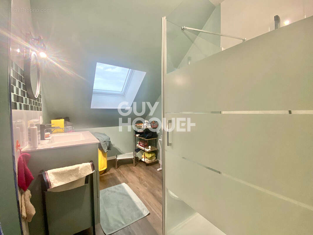 Maison à MONDEVILLE