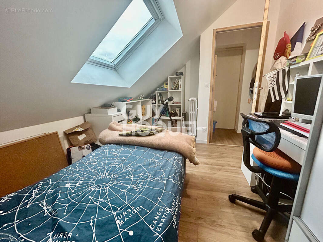 Maison à MONDEVILLE