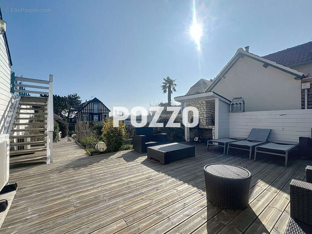 Maison à MERVILLE-FRANCEVILLE-PLAGE