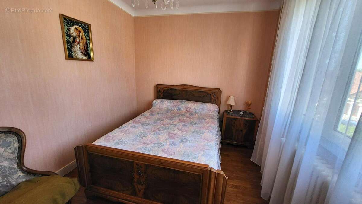 Maison à LES CLAYES-SOUS-BOIS