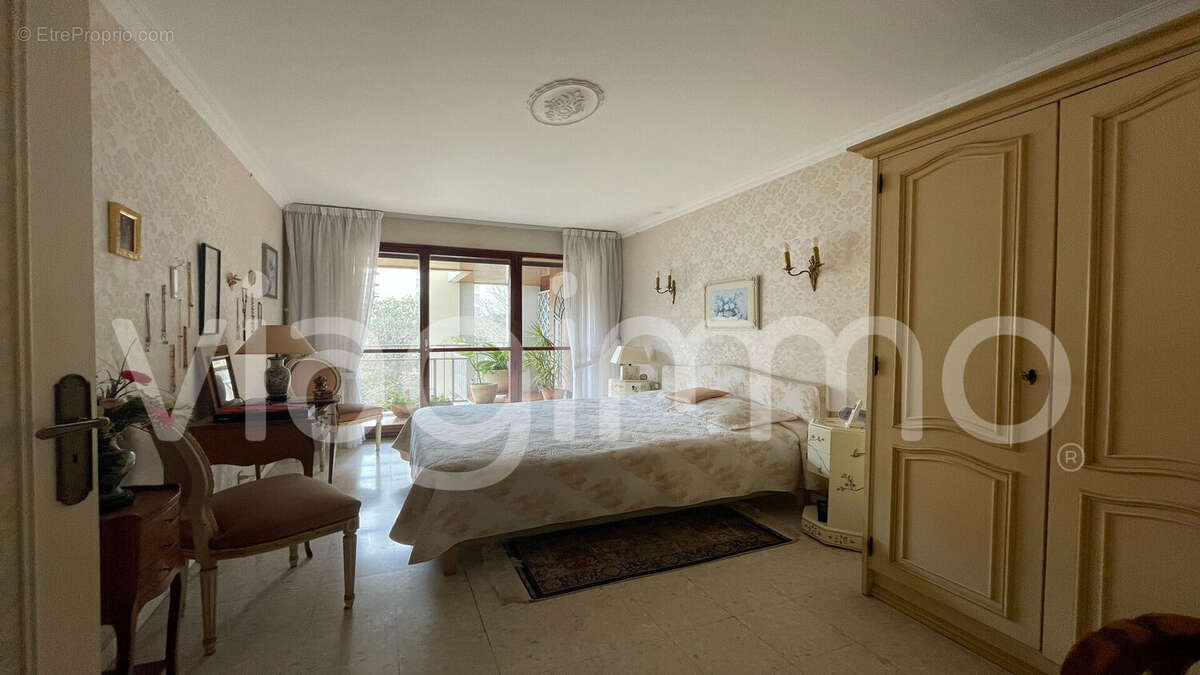 Appartement à MARSEILLE-9E