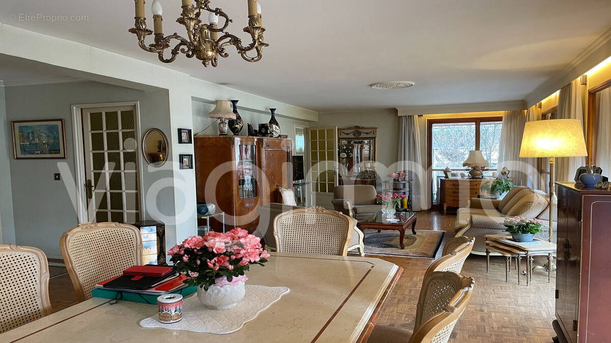 Appartement à MARSEILLE-9E