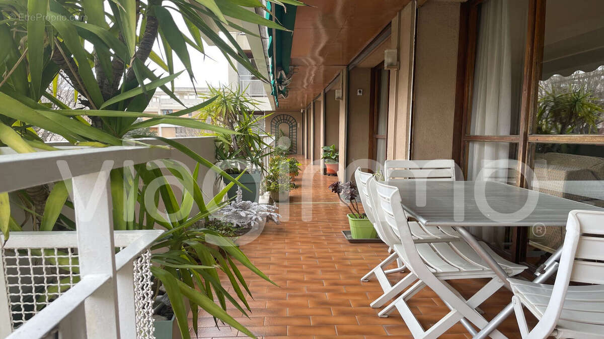 Appartement à MARSEILLE-9E