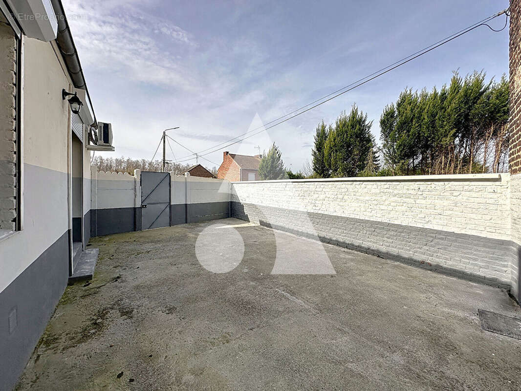 Maison à VIEUX-CONDE