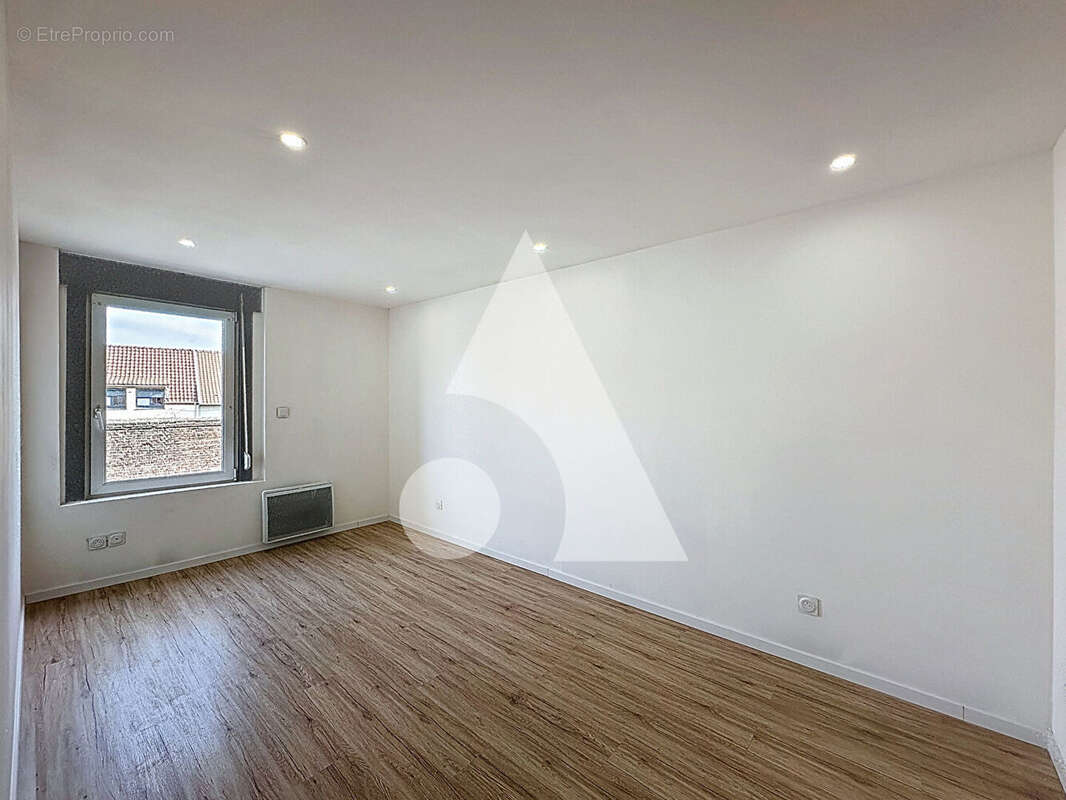 Maison à VIEUX-CONDE