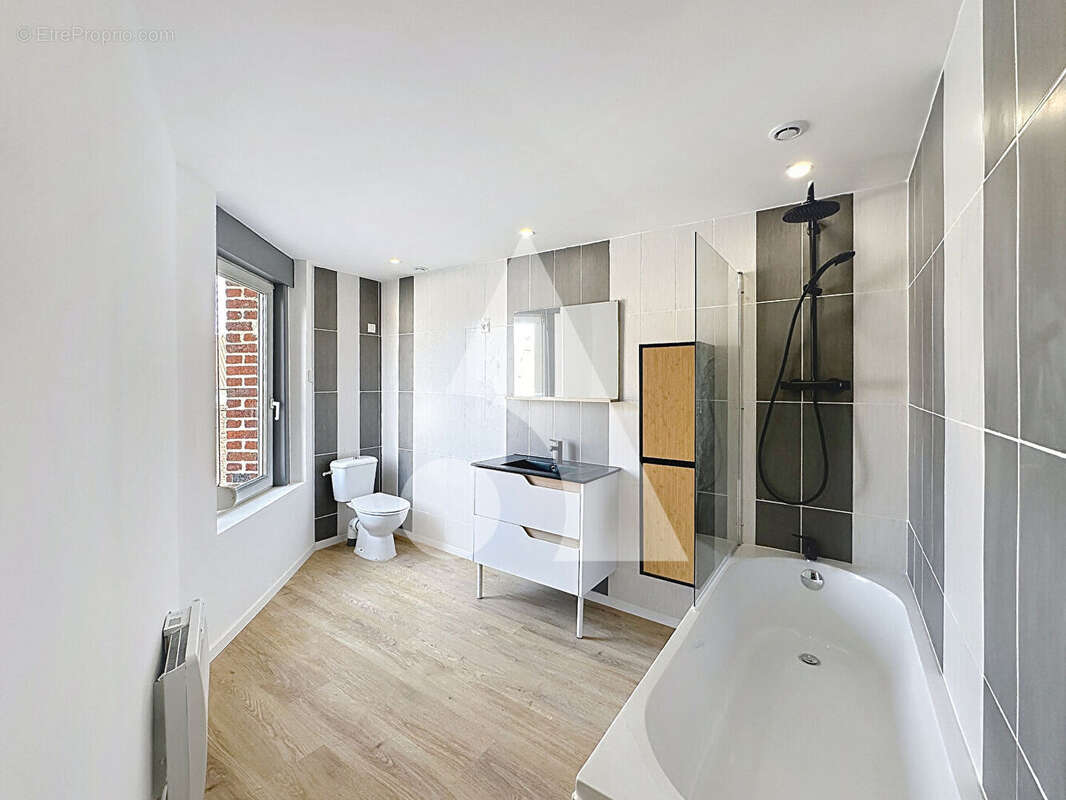 Maison à VIEUX-CONDE