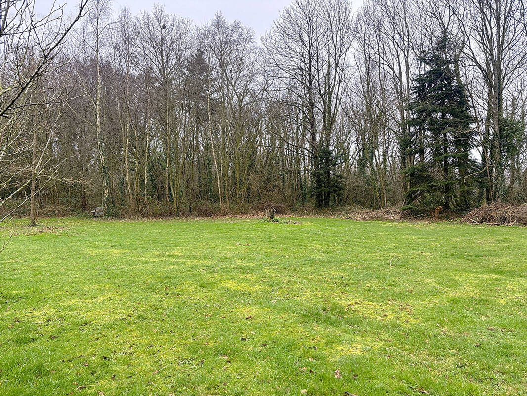 Terrain à LANTIC