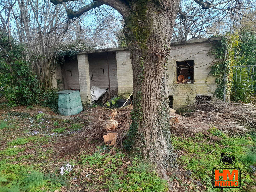 Maison à SAINT-LEONARD-DE-NOBLAT