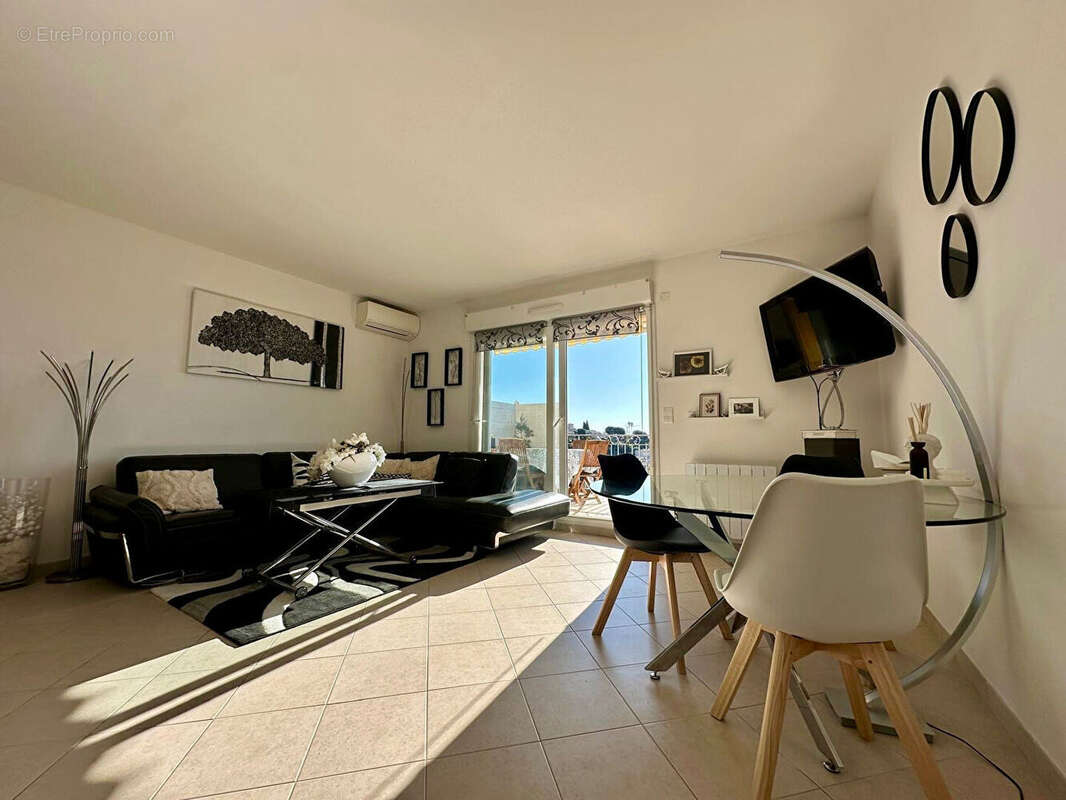 Appartement à LA GAUDE