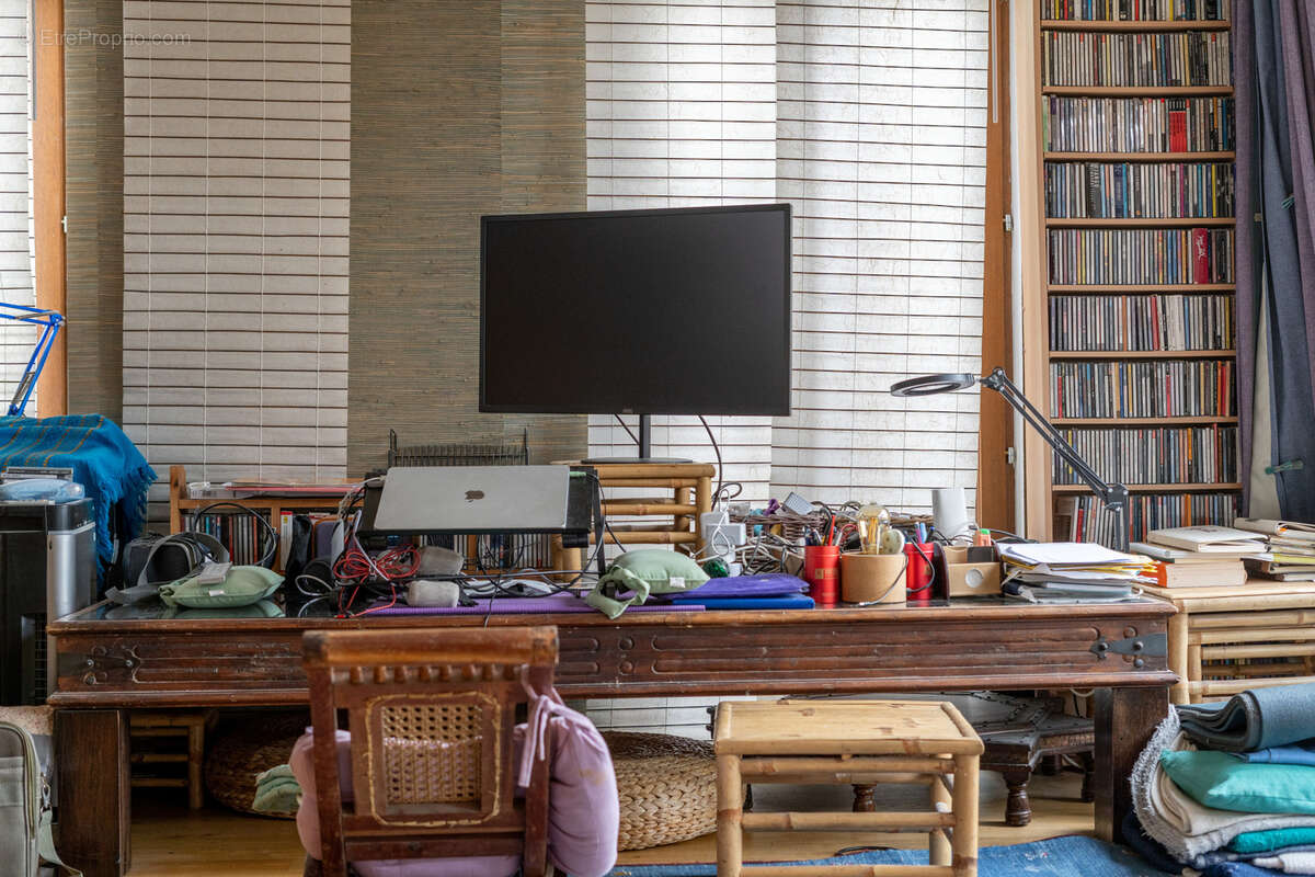 Appartement à MARSEILLE-4E