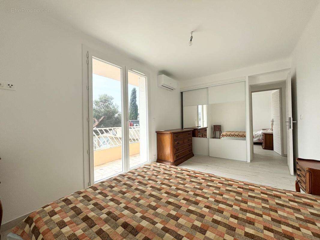 Appartement à SANARY-SUR-MER