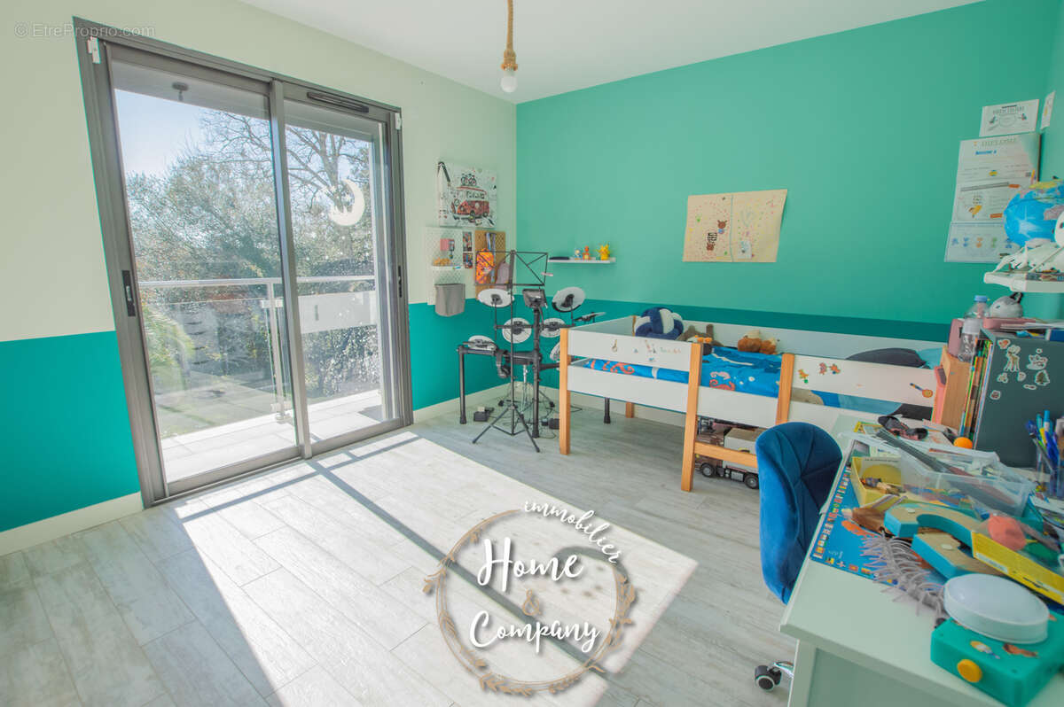 Maison à LES MATHES