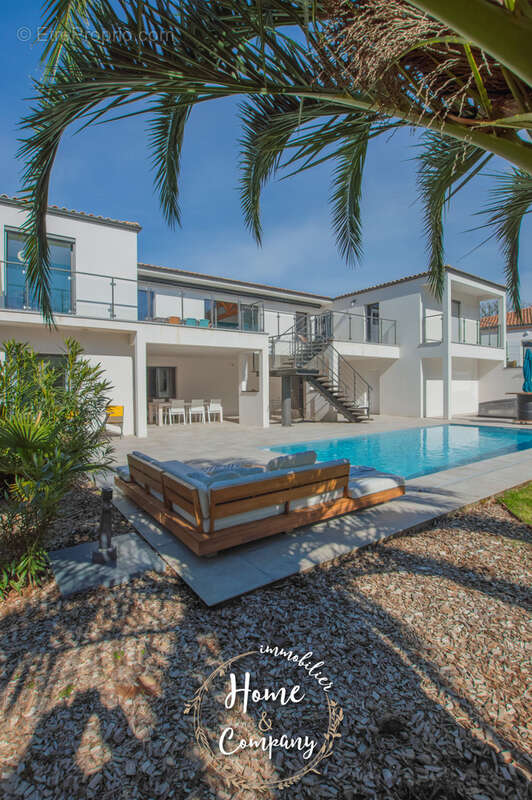 Maison à LES MATHES