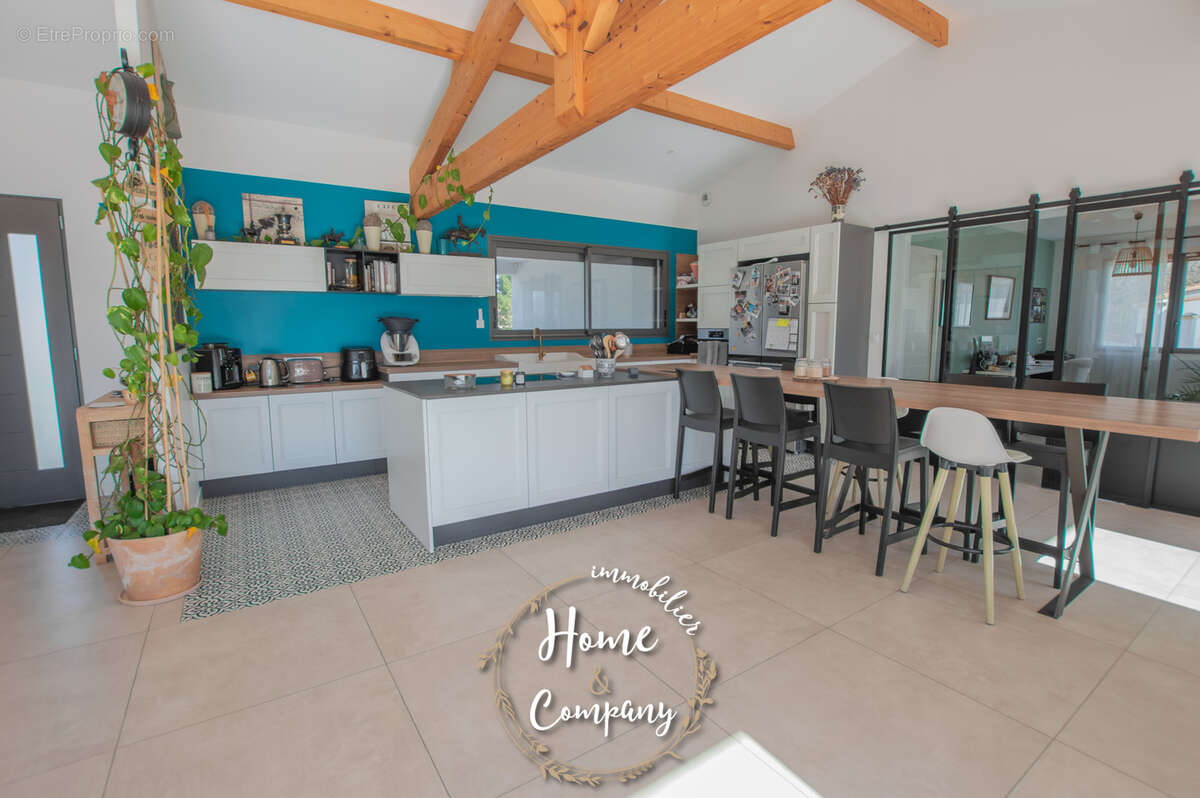 Maison à LES MATHES