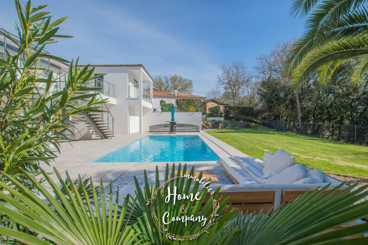 Maison à LES MATHES