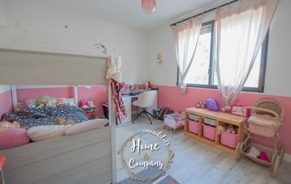 Maison à LES MATHES