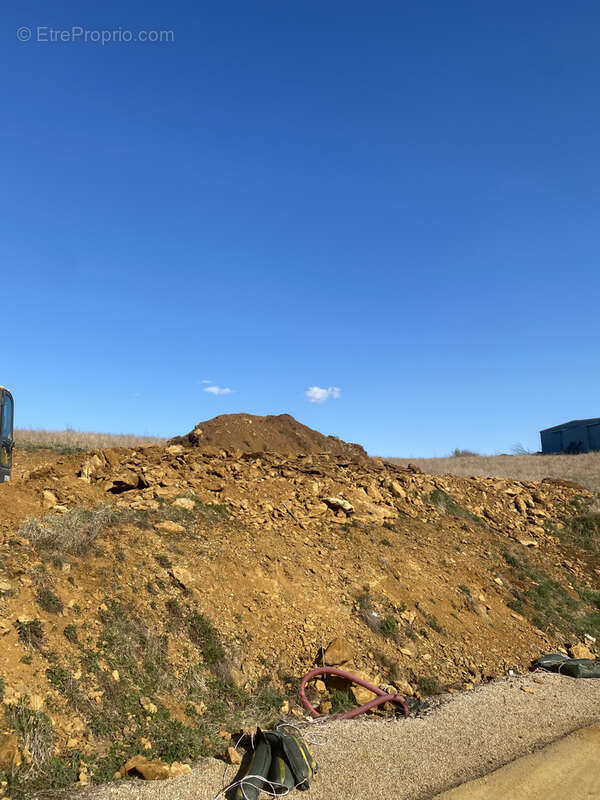 Terrain à VOLMERANGE-LES-MINES