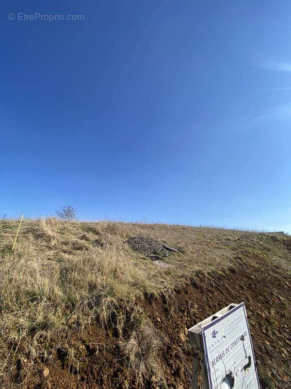 Terrain à VOLMERANGE-LES-MINES