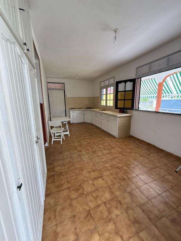 Maison à MORNE-A-L&#039;EAU