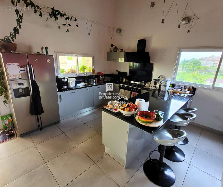 Maison à VALLON-PONT-D'ARC