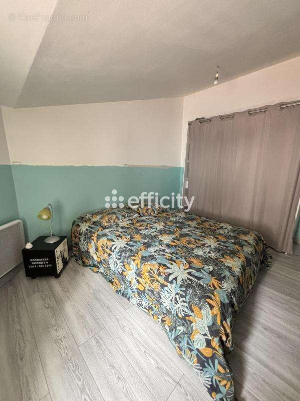 Maison à SAINT-JEAN-DE-LIVERSAY