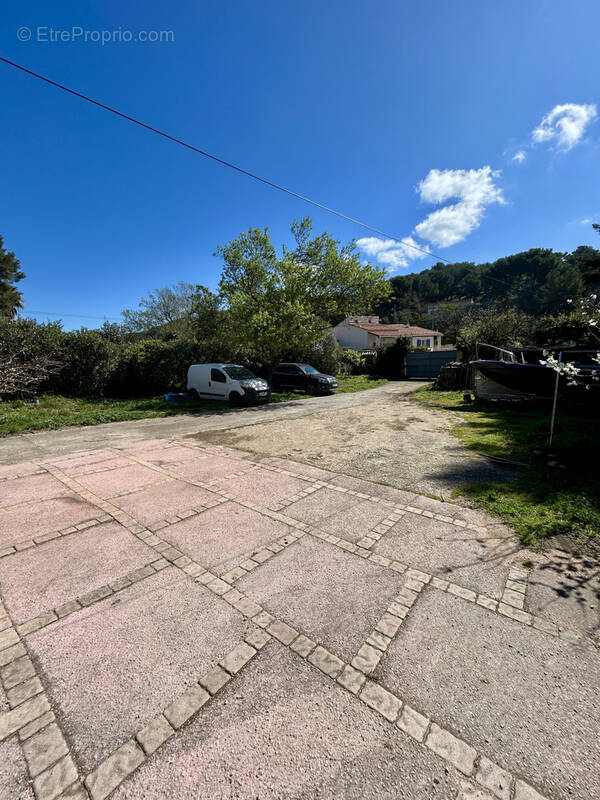 Maison à ENSUES-LA-REDONNE