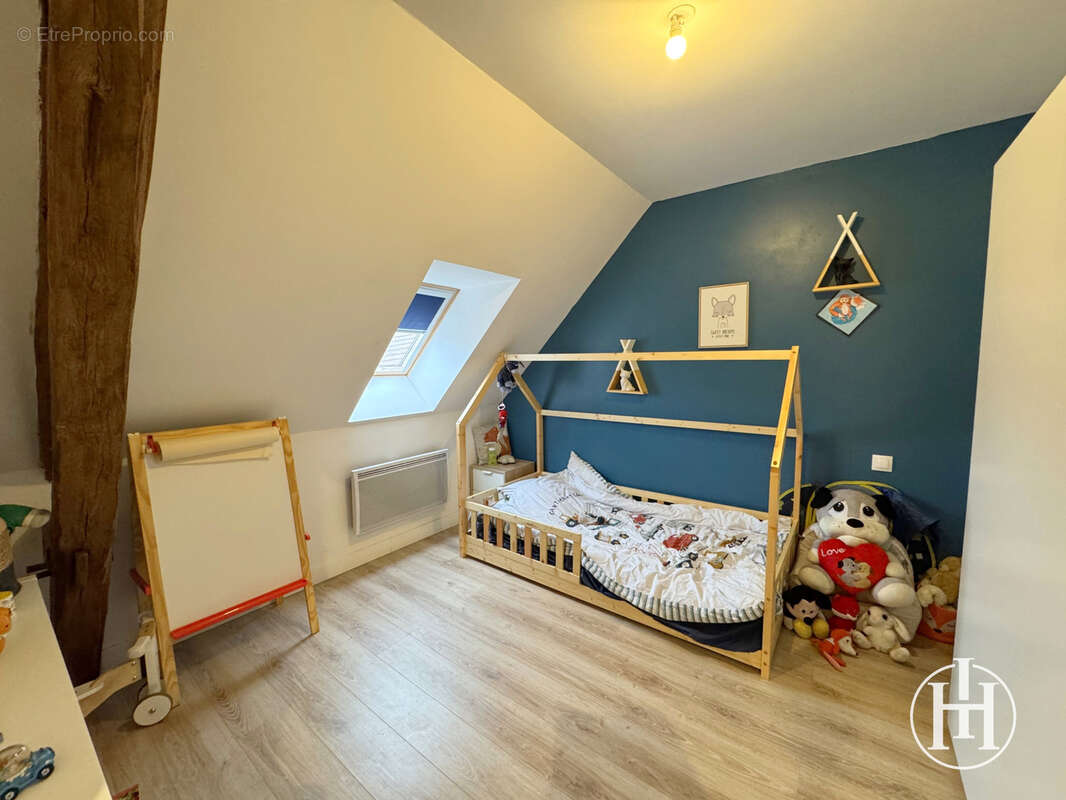 Maison à SAINT-AMAND-MONTROND