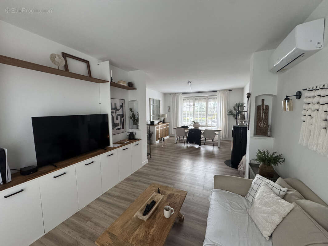 Maison à PAYRIN-AUGMONTEL