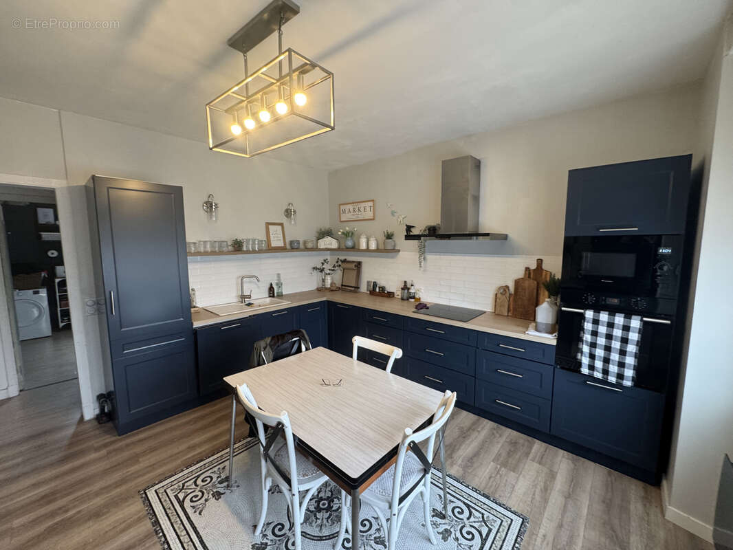 Maison à PAYRIN-AUGMONTEL