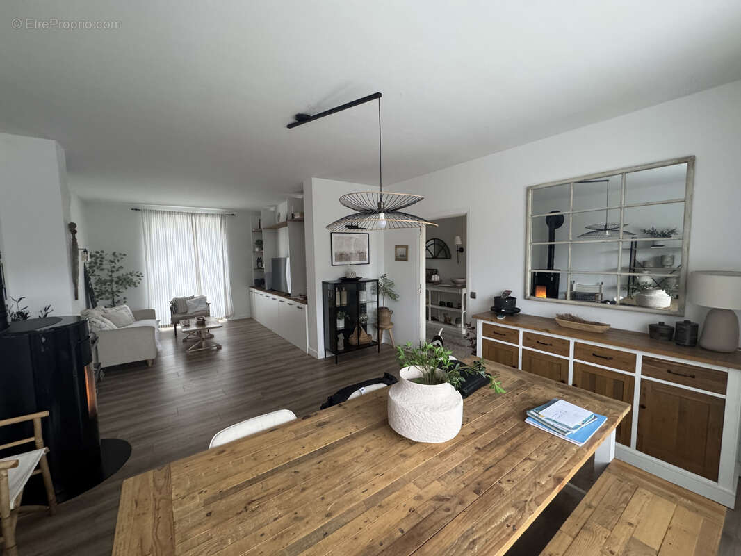 Maison à PAYRIN-AUGMONTEL