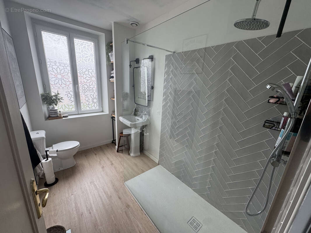 Maison à PAYRIN-AUGMONTEL