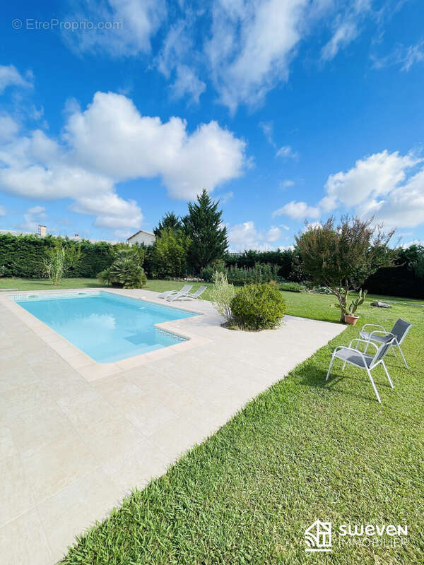 Maison à LAMASQUERE