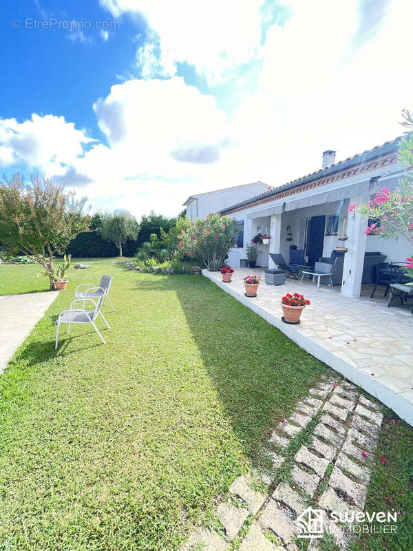 Maison à LAMASQUERE