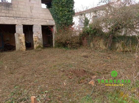 Maison à CURZAY-SUR-VONNE