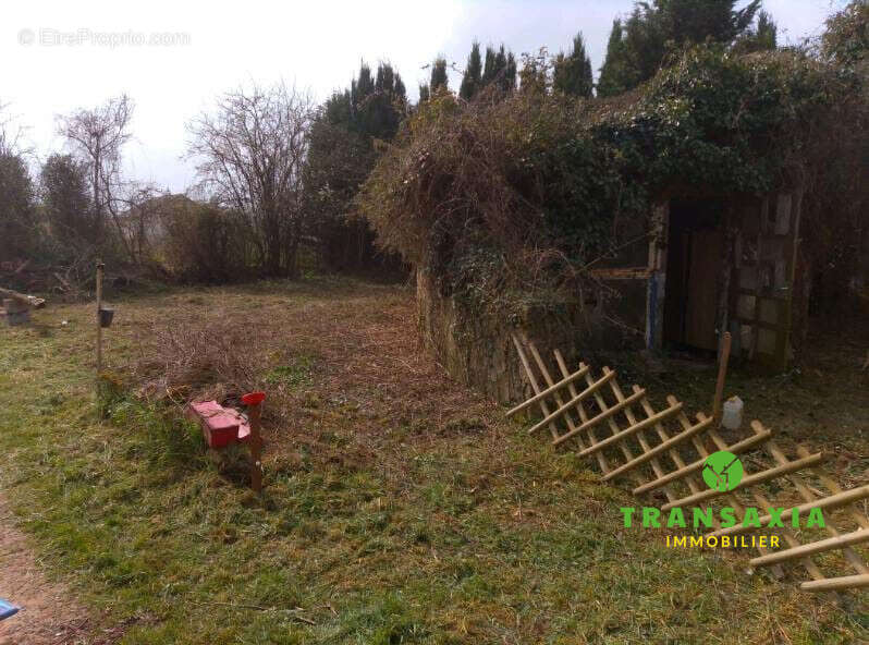 Maison à CURZAY-SUR-VONNE