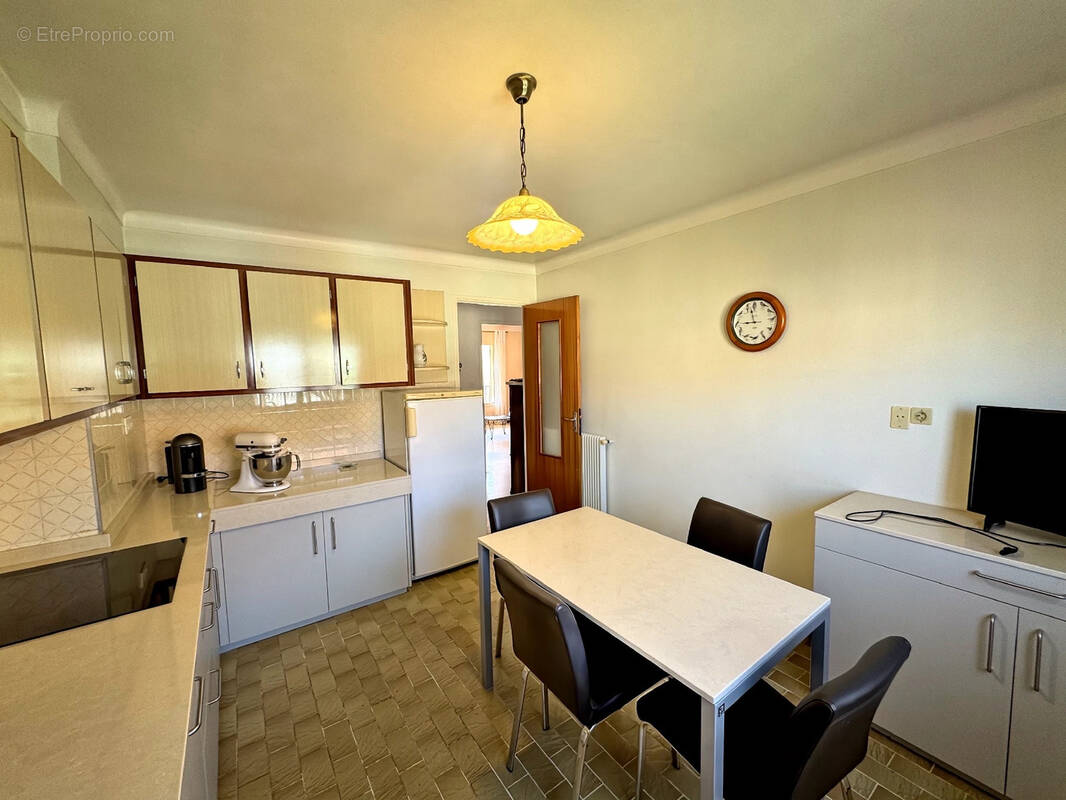 Maison à LA LONDE-LES-MAURES