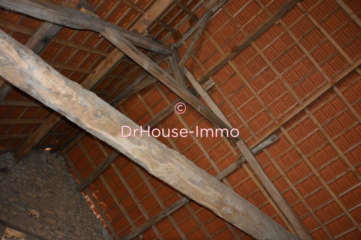 Terrain à BUSSIERE-GALANT