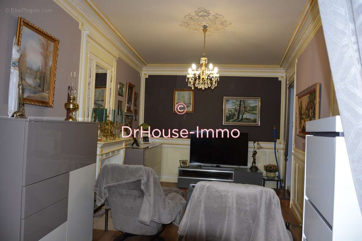 Maison à SAINT-JUNIEN