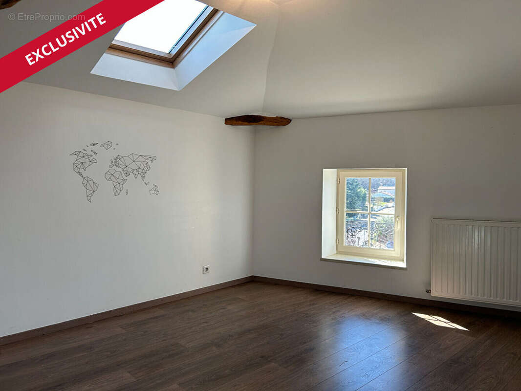 Maison à CHAMPNIERS