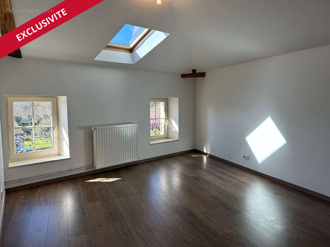 Maison à CHAMPNIERS