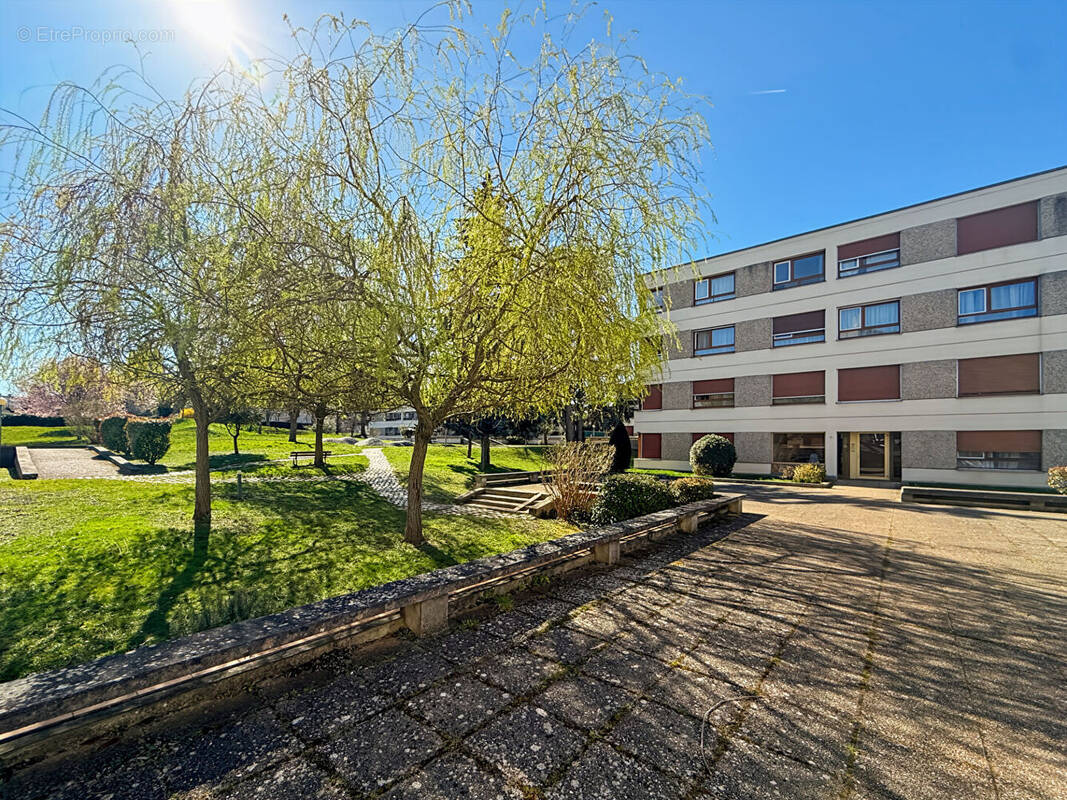 Appartement à LONGJUMEAU