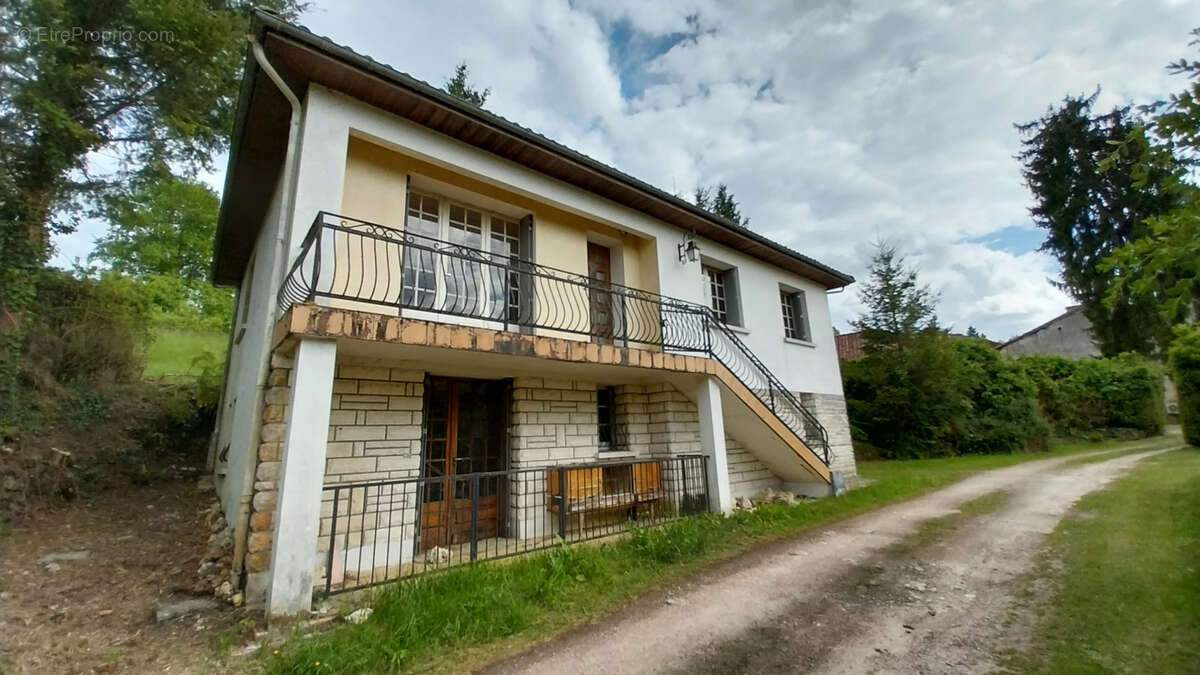 Maison à SAINT-PANCRACE