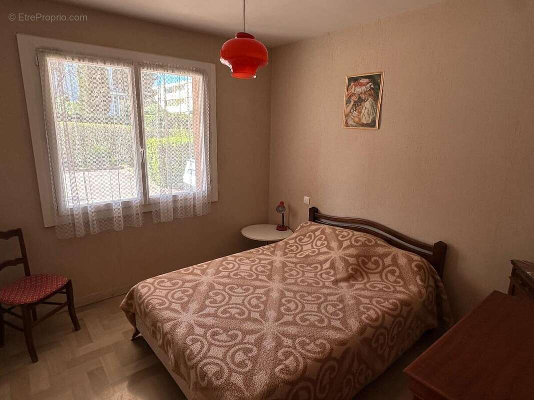 Appartement à SIX-FOURS-LES-PLAGES