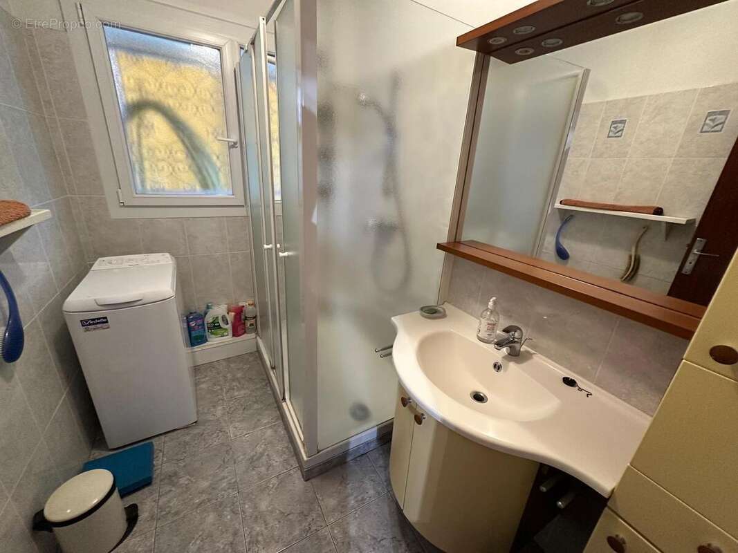 Appartement à SIX-FOURS-LES-PLAGES