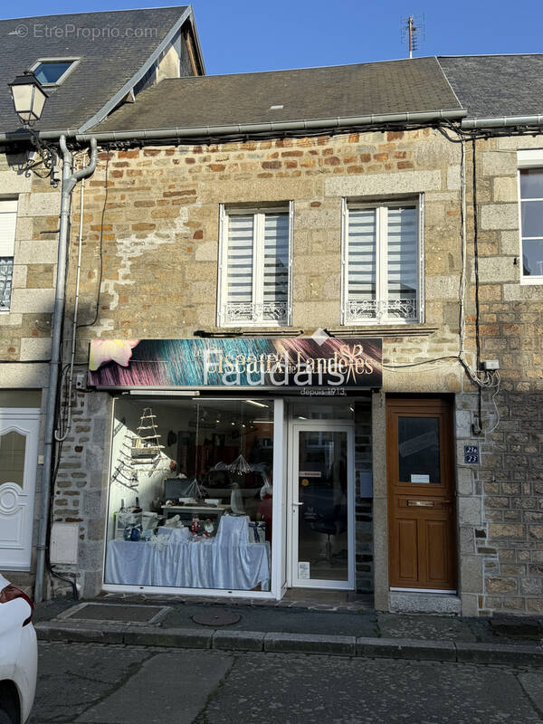 Appartement à LANDELLES-ET-COUPIGNY