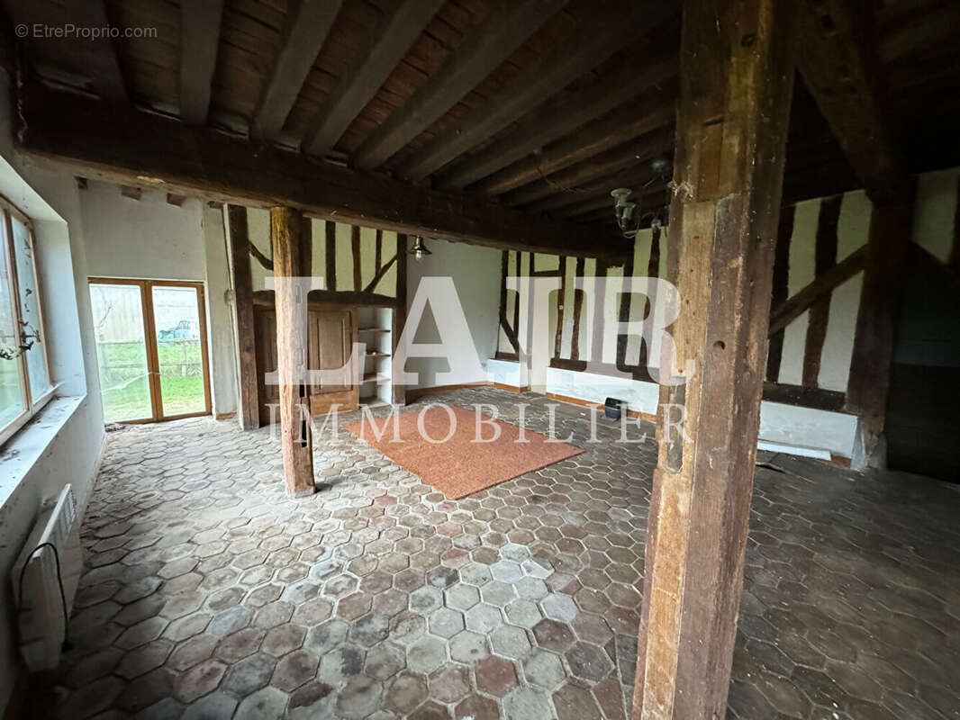 Maison à MOULINS-LA-MARCHE