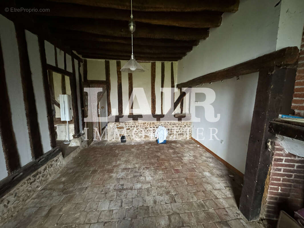 Maison à MOULINS-LA-MARCHE