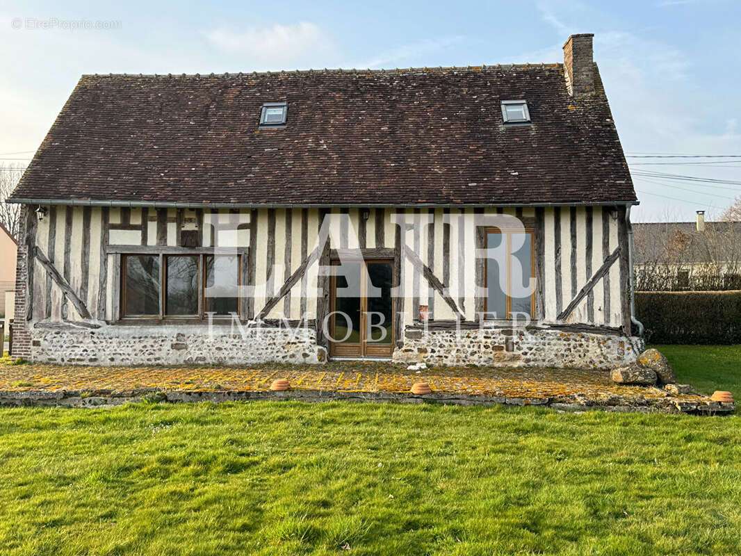 Maison à MOULINS-LA-MARCHE