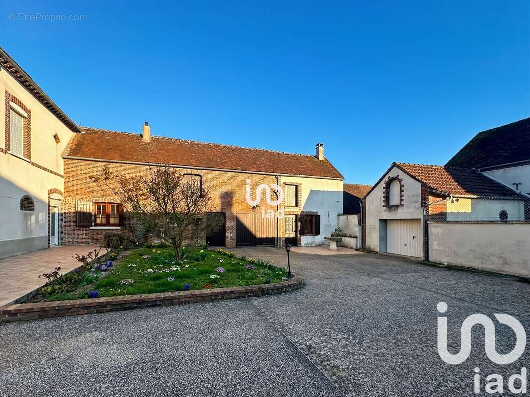 Photo 5 - Maison à LES BORDES