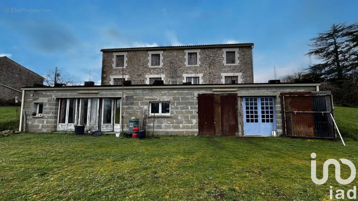 Photo 4 - Maison à MONTBRON